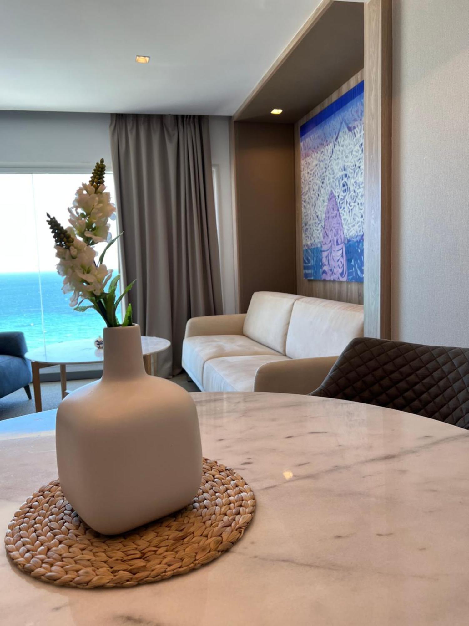 Sousse Pearl Marriott Resort & Spa Exterior foto A living room in a suite on board