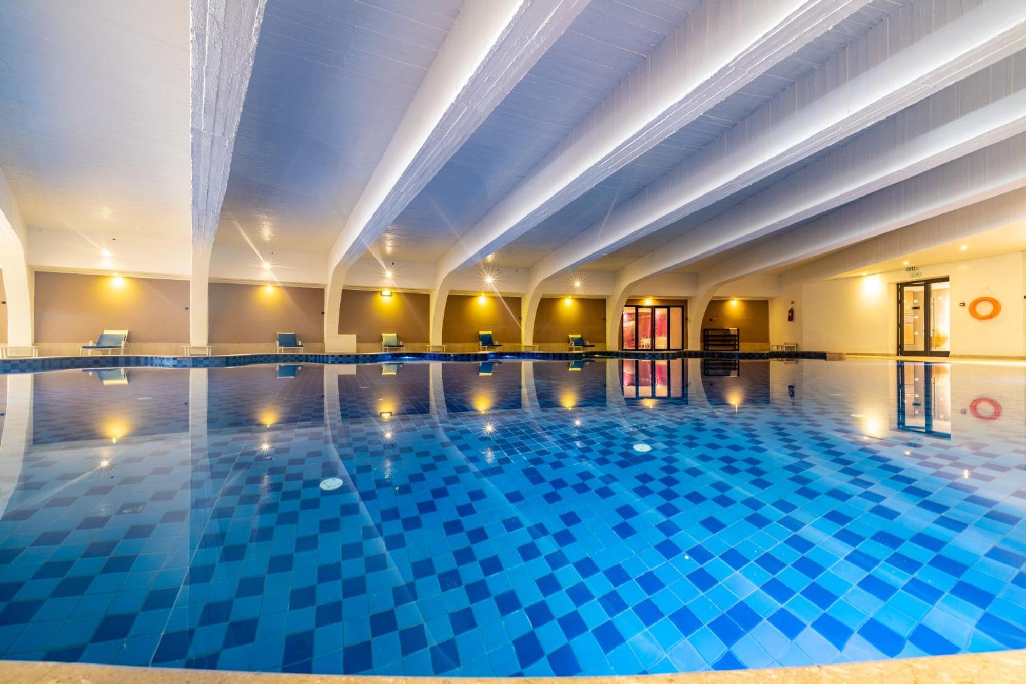 Sousse Pearl Marriott Resort & Spa Exterior foto Indoor pool