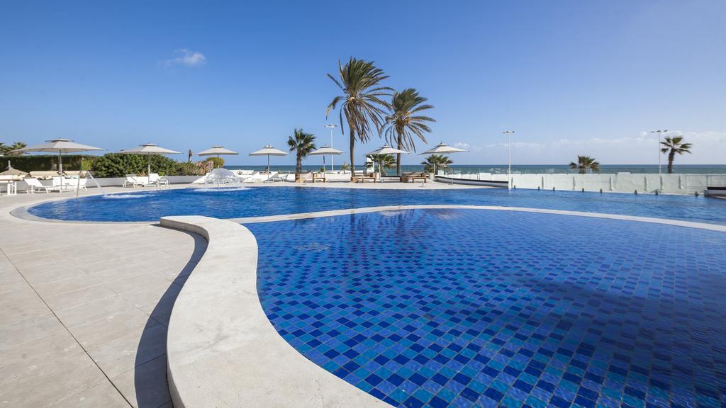 Sousse Pearl Marriott Resort & Spa Exterior foto The swimming pool at the hotel