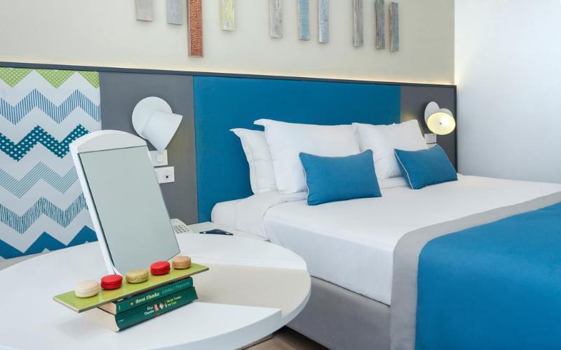 Sousse Pearl Marriott Resort & Spa Exterior foto A room at the hotel